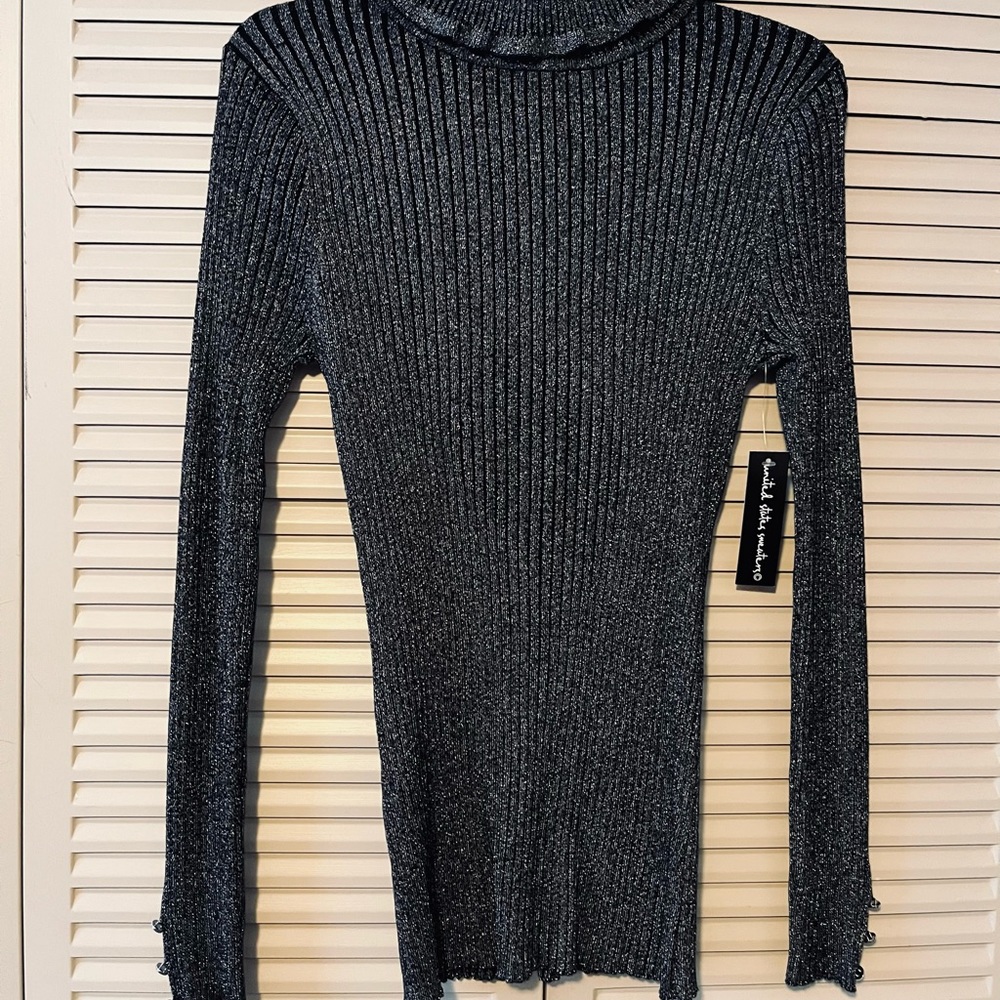 NWT United States Sweater size Medium Black/Silver Ruffle Turtleneck